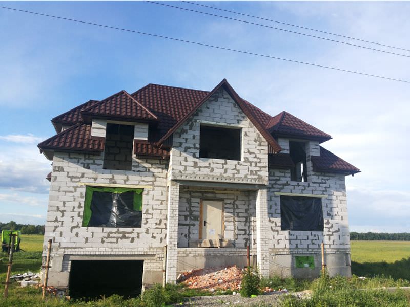 Кровля из металлочерепицы Ruukki Adamante