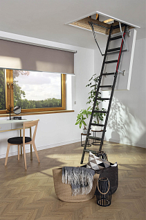 Купить Супертеплоизоляционная металлическая чердачная лестница FAKRO LMT 70х140х280см - изображение 3